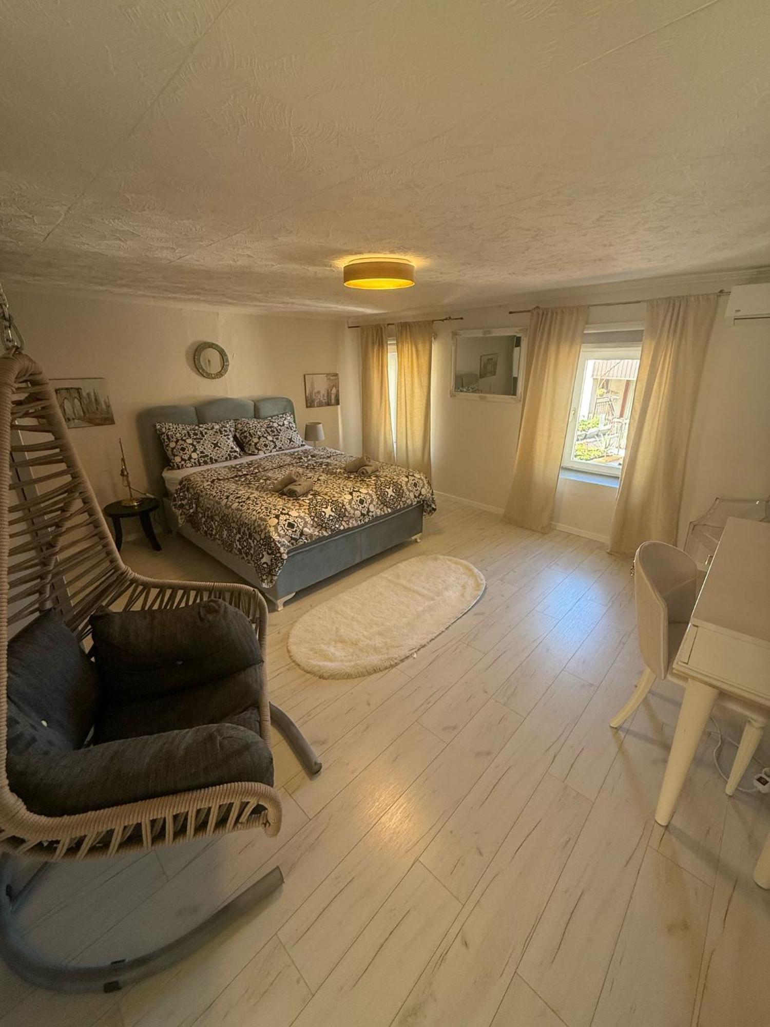 Apartment With Garden Hanja Мостар Екстер'єр фото