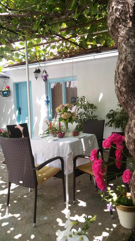 Apartment With Garden Hanja Мостар Екстер'єр фото